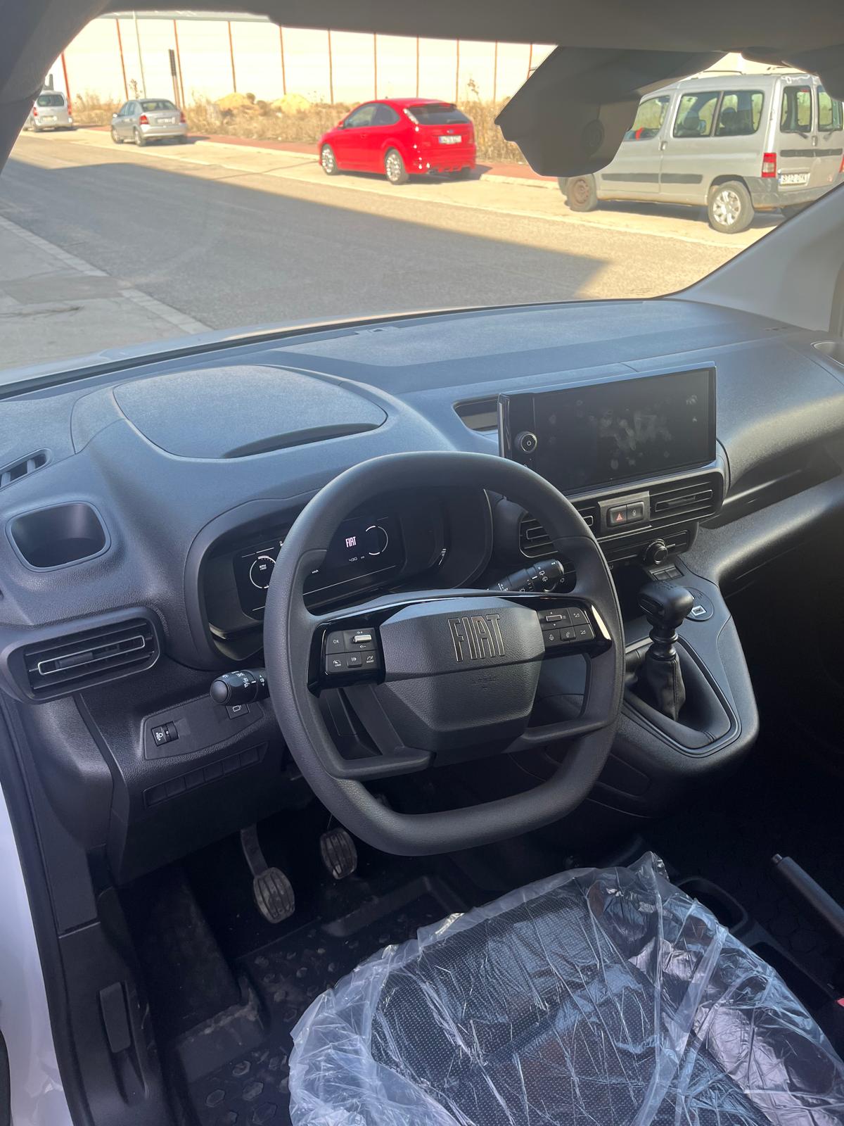 Furgoneta Fiat Doblo - Imagen 5