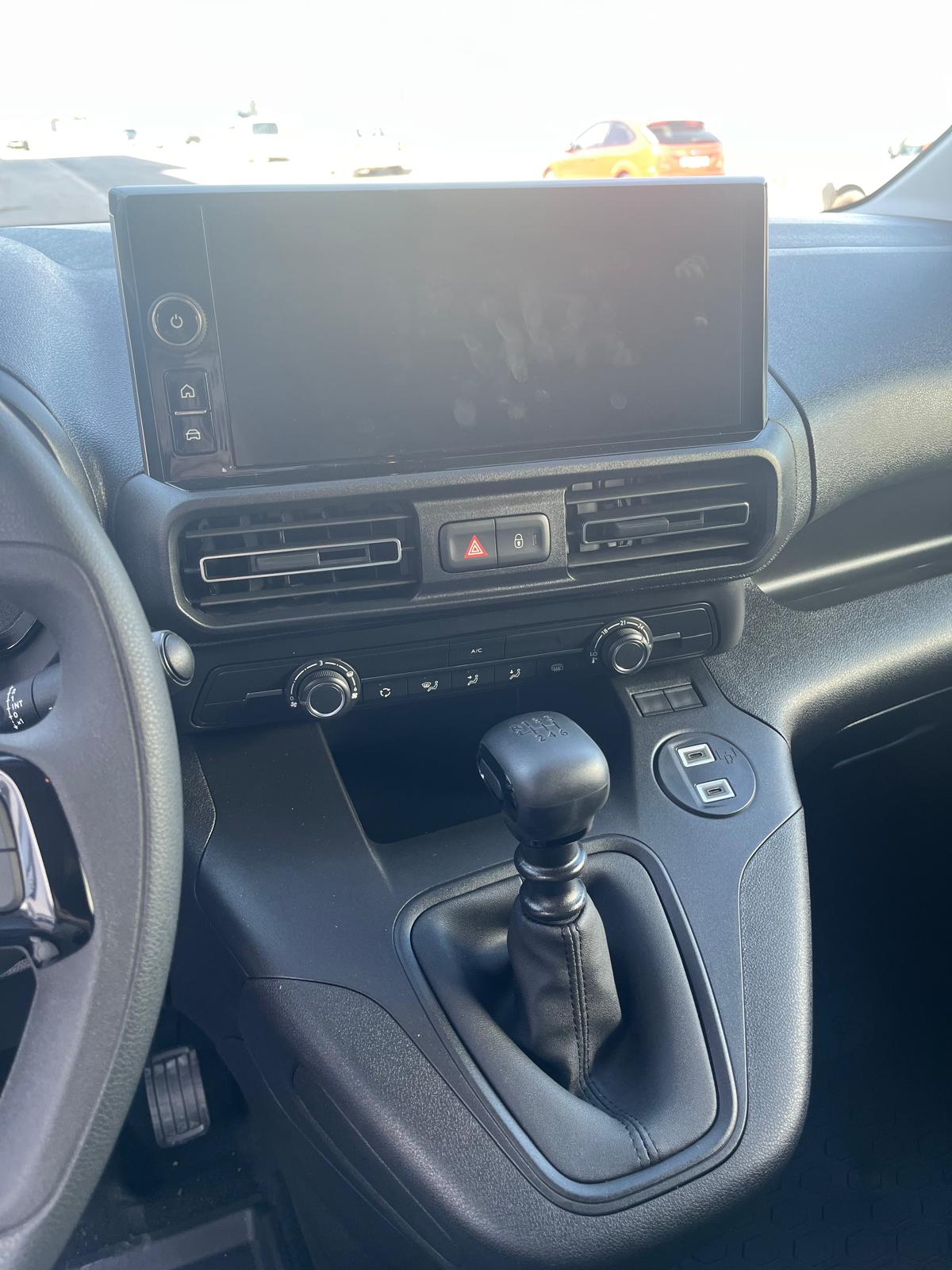 Furgoneta Fiat Doblo - Imagen 6